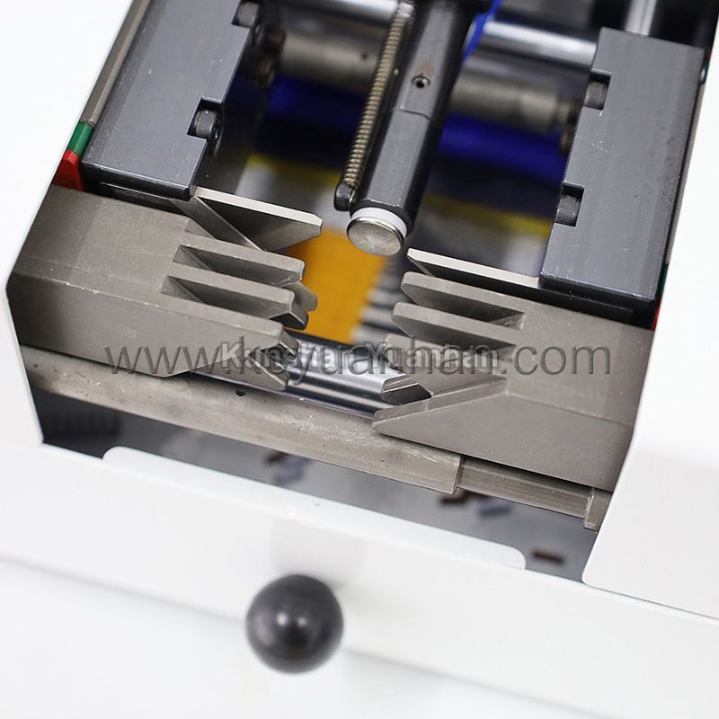 YH-2016C多芯线材气动剥皮机